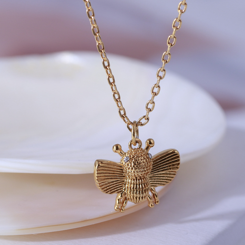 Bee and Daisy Necklace