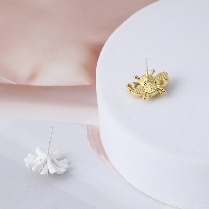 Bee and Daisy Stud Earrings