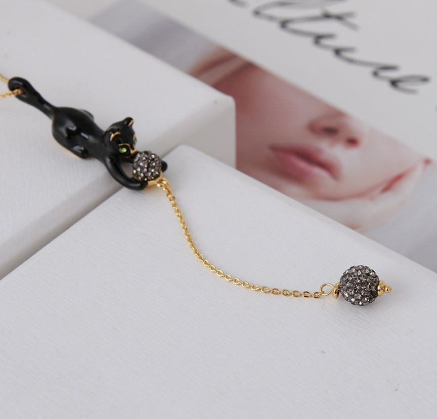 Black Cat and Diamond Balls Necklace