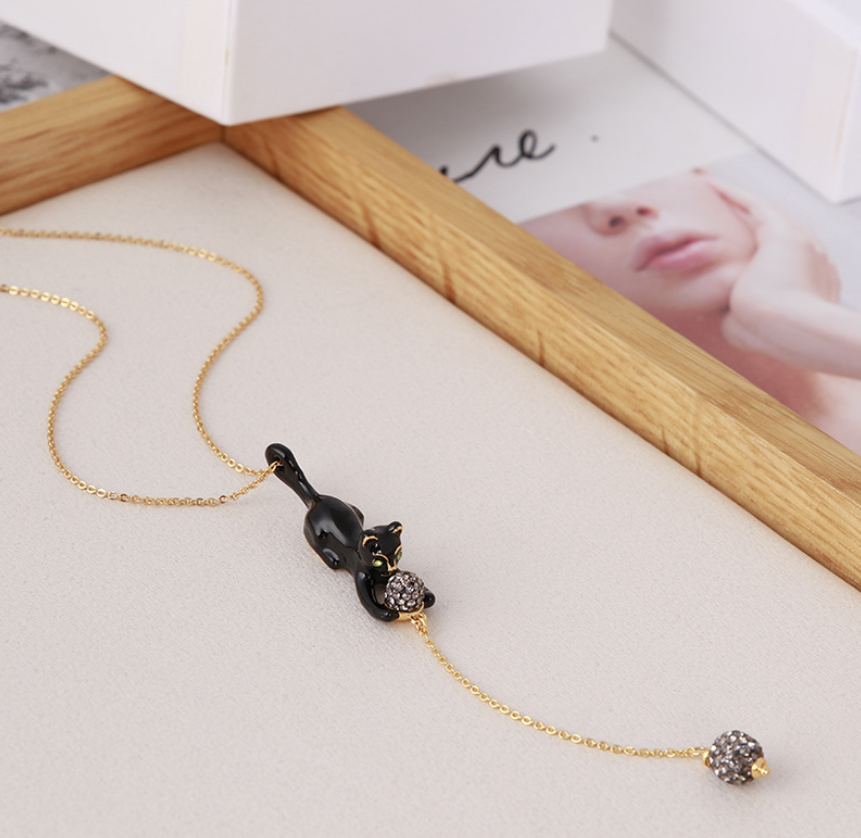 Black Cat and Diamond Balls Necklace