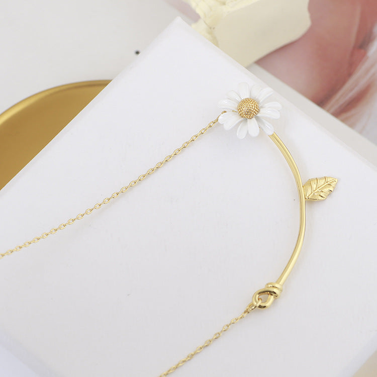 Bee and Daisy Necklace - Gold Branch