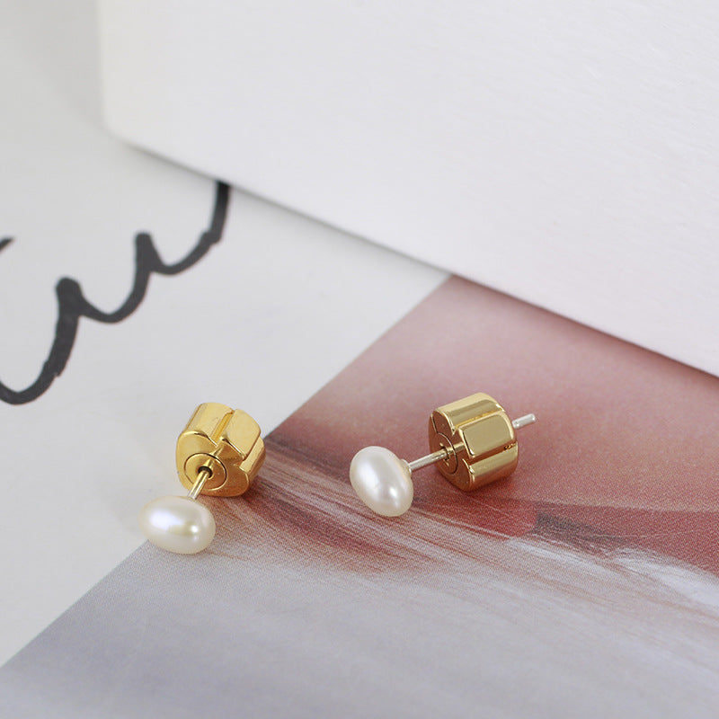 Freshwater Pearl Stud Earrings