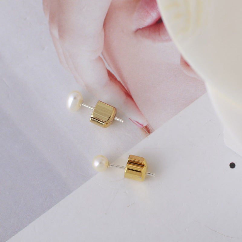 Freshwater Pearl Stud Earrings