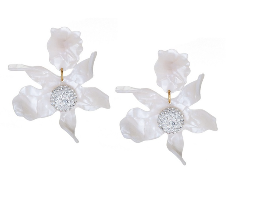 Resin Lily Earrings White