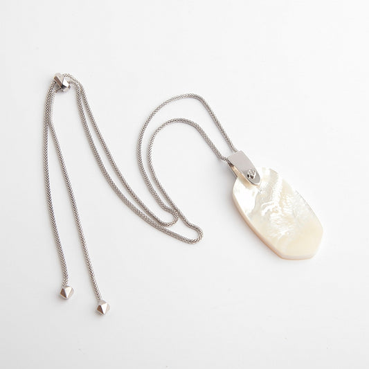 Long Pendant in Ivory Pearl